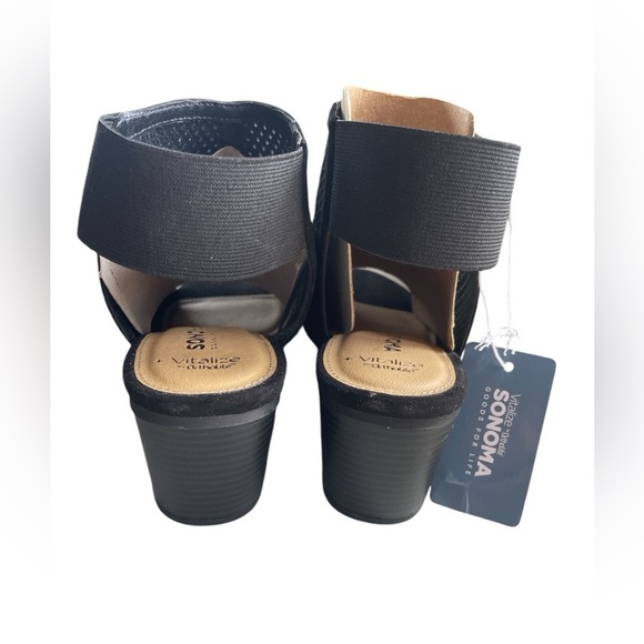 NEW IN BOX Sonoma Hostel Black Perforated Peep Toe Booties, Size 10 - Picture 4 of 9